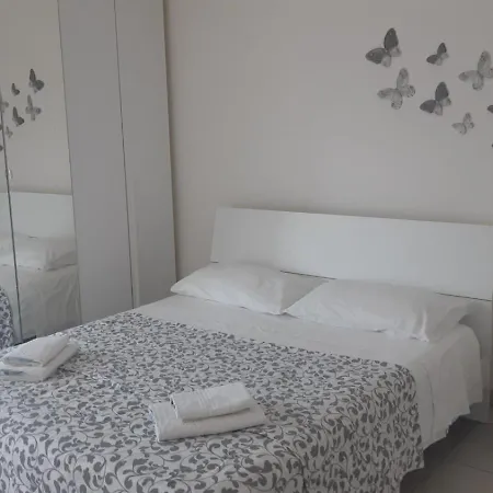 Affittacamere - Giorni Felici - Centro - Vacanze - Chiamaci Prima !!! Randazzo